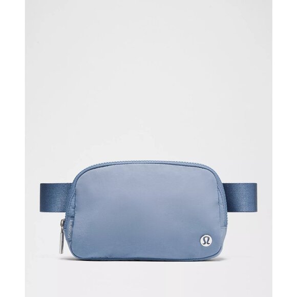 Everywhere Belt Bag 1L - Washed Denim - Picture 1 of 5